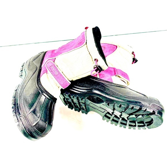 Totes - Picture 2 of 13